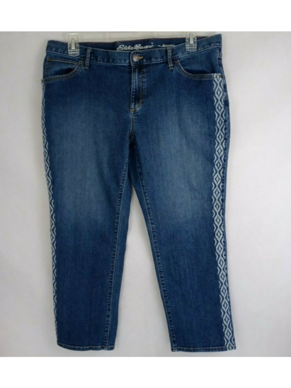 Eddie Bauer Boyfriend Distressed Southwestern Capri Jeans Size 16 Inseam 25"